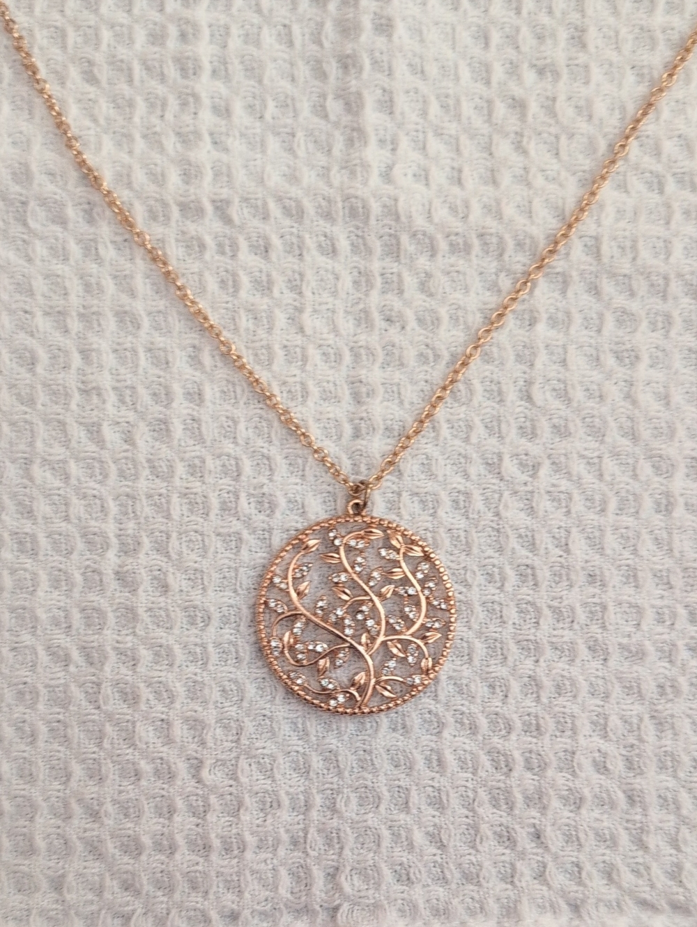Torrid Rose Gold Filigree Circle Long Pendant Necklace 34"